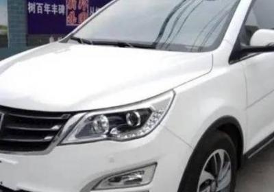 寶駿560怠速偏低怎么調