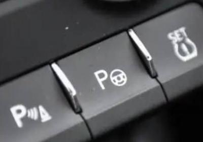 柯珞克自動泊車怎么用