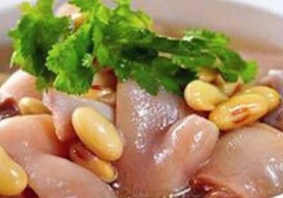 豬蹄怎么燉湯好吃又營養(yǎng)