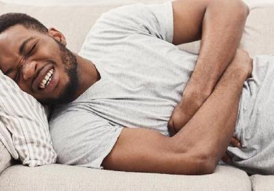 胃癌早期有三處痛