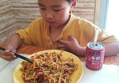 ?家鄉風味美食干煸炒面