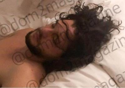 ?《權(quán)力的游戲》中雪諾被爆出軌，「光溜溜床照」網(wǎng)絡(luò)瘋傳