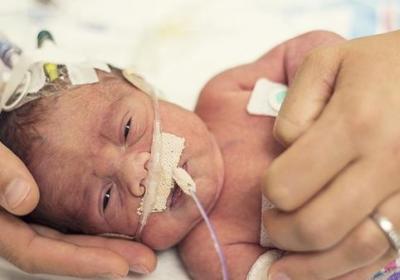 1歲的寶寶晚上睡覺哭鬧怎么回事