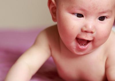 一周歲寶寶大便不成型是怎么回事 寶寶大便不成形的癥狀有哪些